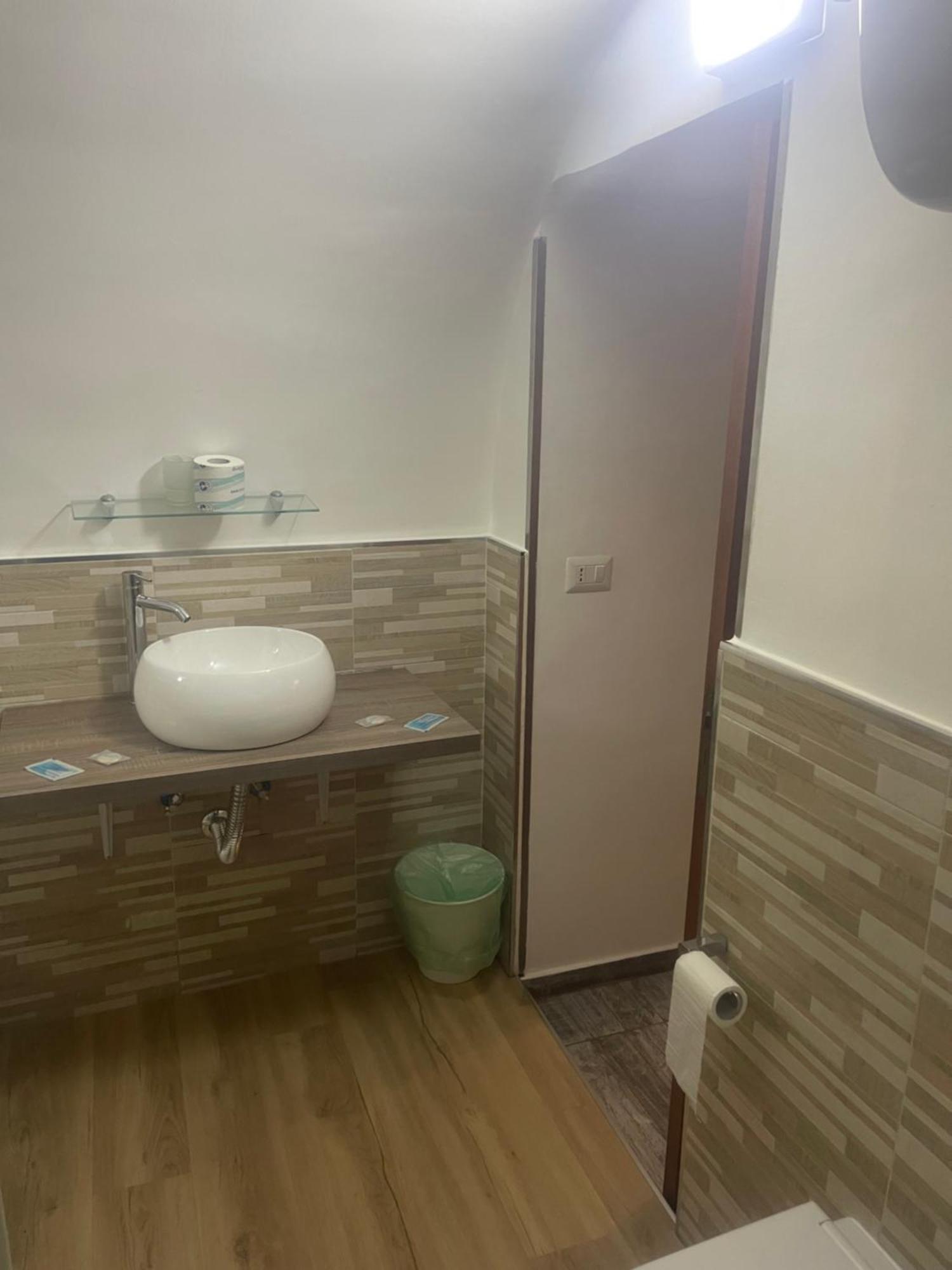 B&B Chez Moi Наполи Екстериор снимка