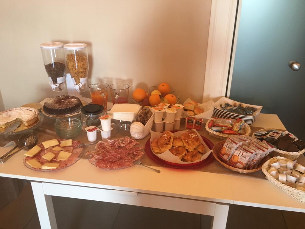 B&B Chez Moi Наполи Екстериор снимка